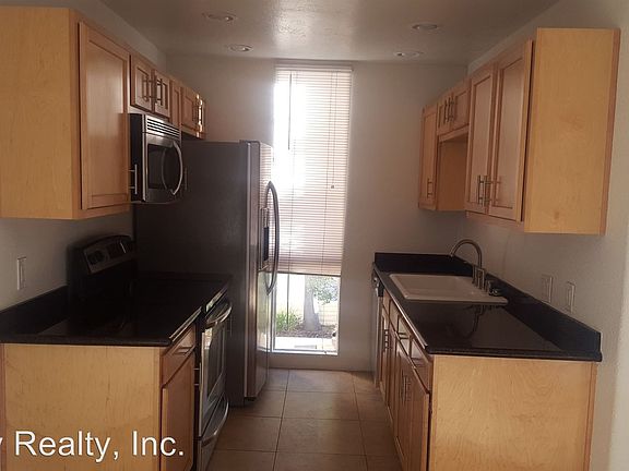 2nd image of 6455 La Jolla Blvd Unit 101