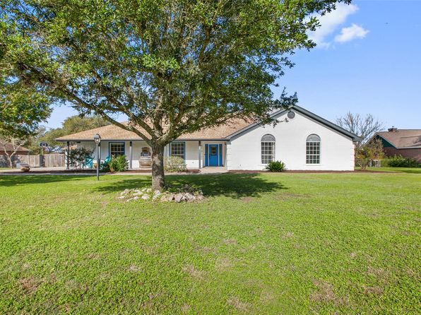 124 Poplar Dr
