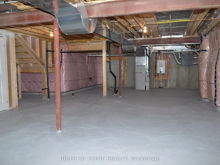 65 Jazzberry Rd #2 — Photo 25