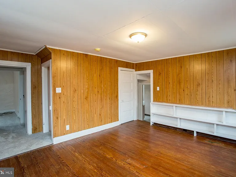 120 Tabor Rd — Photo 38