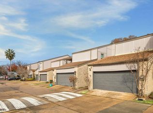 880 Tully Rd APT 13, Houston, TX 77079