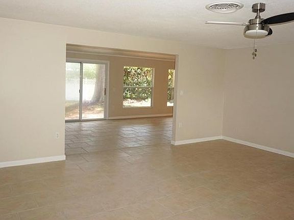 5th image of 535 Bellaire Dr