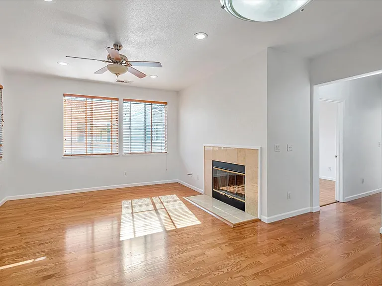 3654 Jasmine Cir — Photo 3
