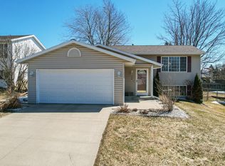 2738 61st St NW, Rochester, MN 55901