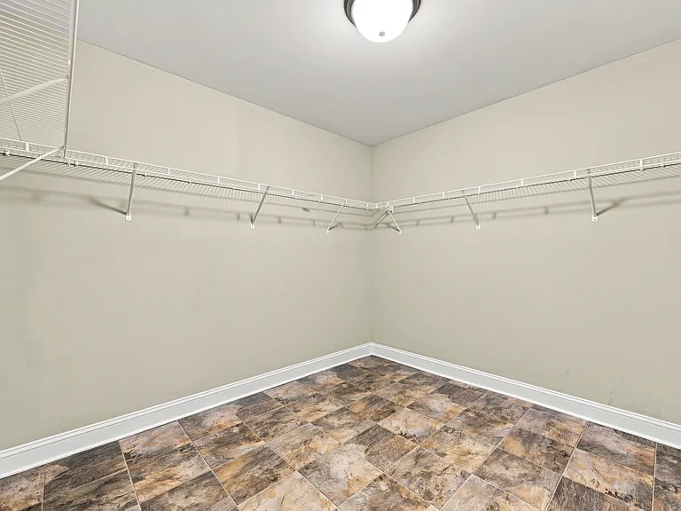 208 Misty Cove Ct — Photo 28