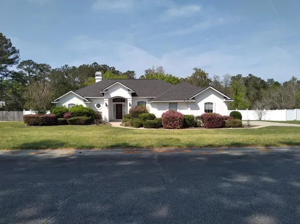 1305 Baltimore Cir, Waycross, GA 31501