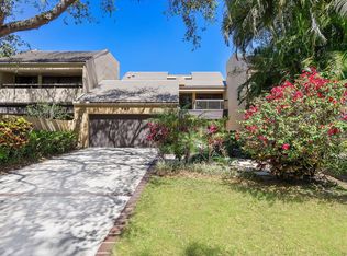 797 Saint Albans Dr, Boca Raton, FL 33486