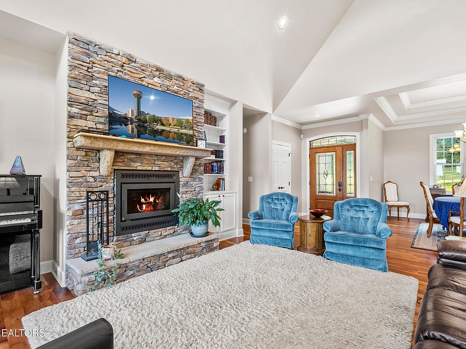 16th image of this home