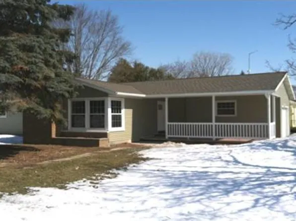133 Outer Dr, Bad Axe, MI 48413
