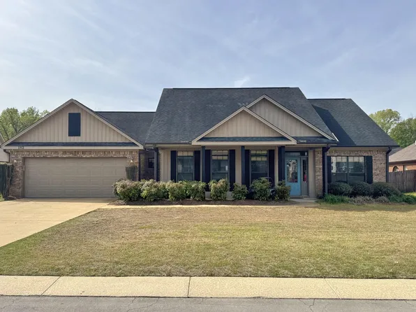 182 Ivywood Cv, Saltillo, MS 38866