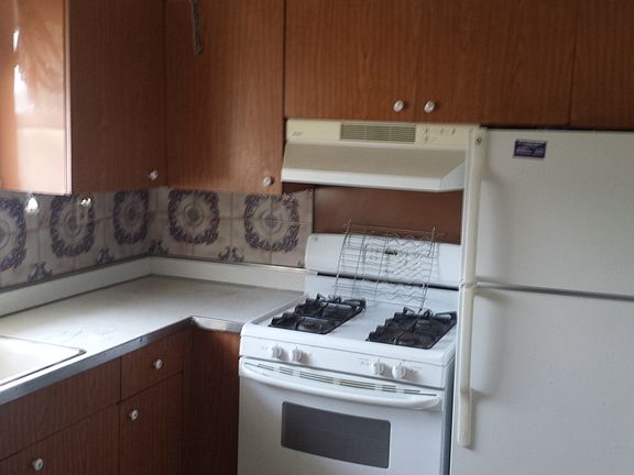 4th image of 2-47 B Virginia Dr #B