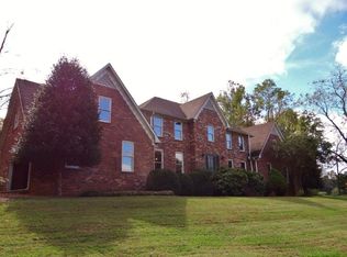 510 Foot Hills Rd, Greenville, SC 29617