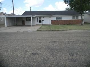 2404 W 14th St, Plainview, TX 79072