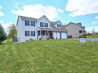 5 Colton Dr, Shippensburg, PA 17257