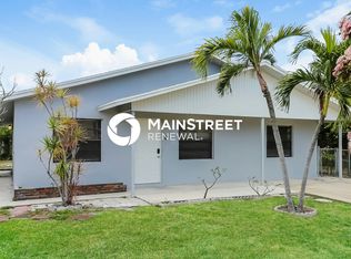 611 Alpine Ave, Lake Worth, FL 33461