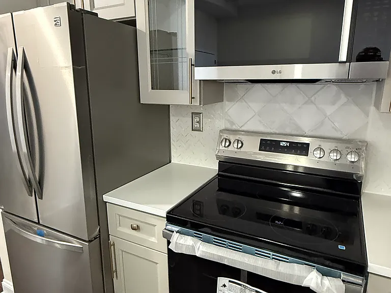315 New St #613 — Photo 7