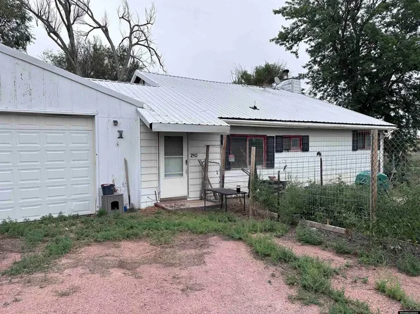 240 2nd St, Veteran, WY 82243