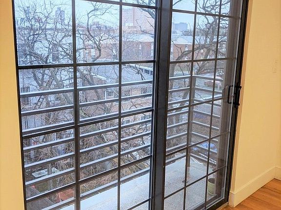 3rd image of 143 Woodbine St #2C