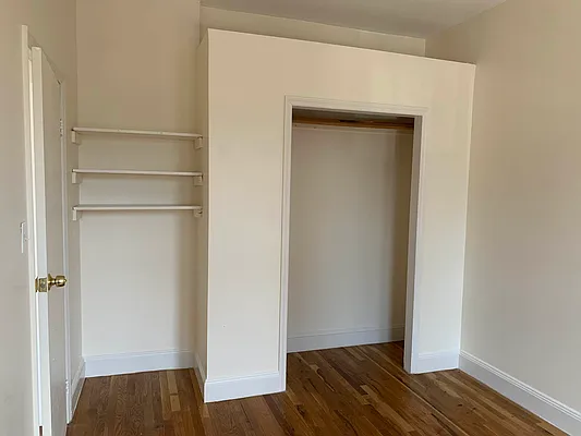 Rented by Yup Realty LLC | media 31