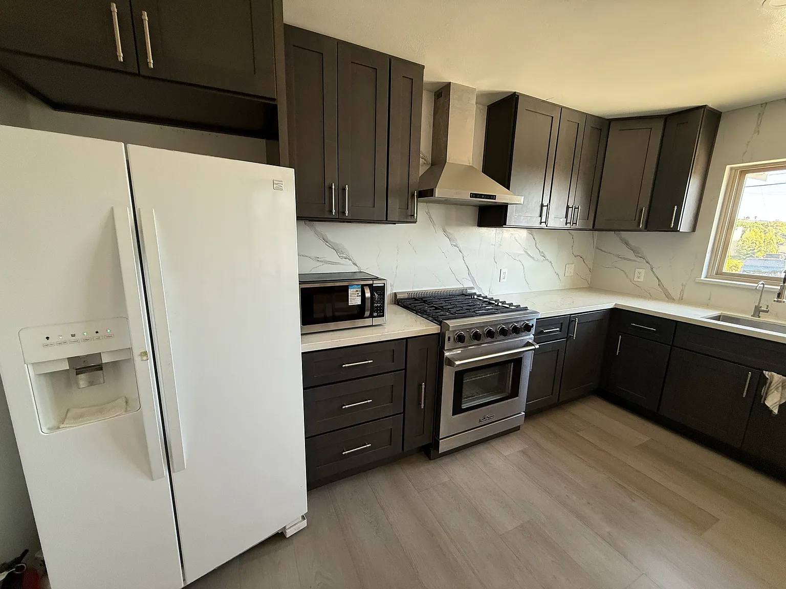 2 bed, 1450 sqft, $3,800 — Photo 4