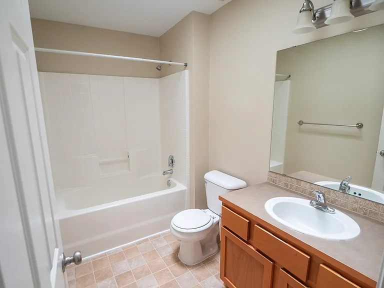 24066 40th Ln SE — Photo 10
