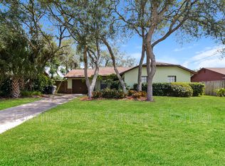 15 E Thrush St, Apopka, FL 32712