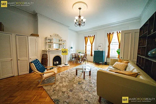 84 Commonwealth Ave Photo 1