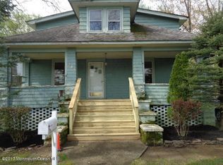 123 Main St, Farmingdale, NJ 07727