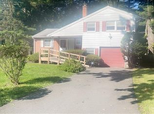 21 Ash Dr, Windsor, CT 06095