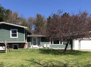 S3285 Lake Virginia Rd, Reedsburg, WI 53959