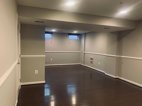 Entertainment Room 1