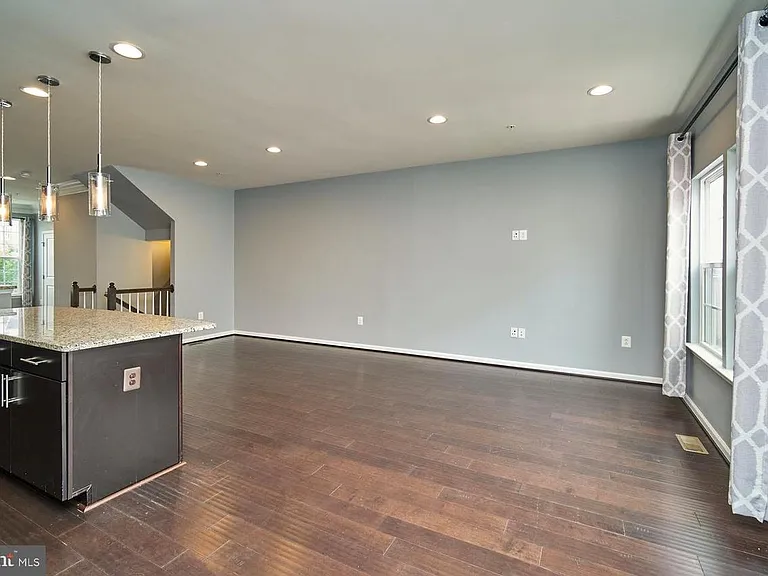 8126 S Channel Dr — Photo 27