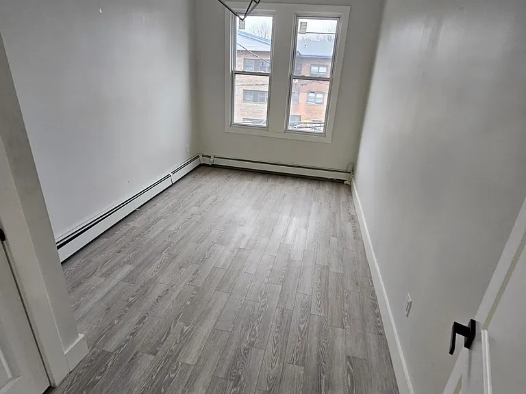 78 Clerk St #22 — Photo 5