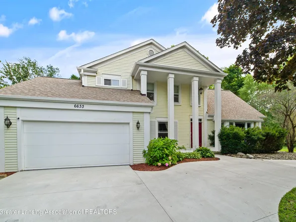 6633 Old River Trl, Lansing, MI 48917