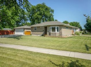 1621 20th Ave S, Fargo, ND 58103