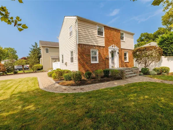 2014 Bellmore Avenue, Merrick, NY 11566