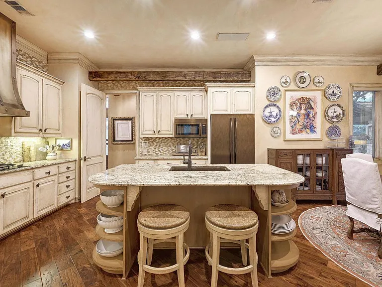 2305 Barton Creek Blvd #29 — Photo 6
