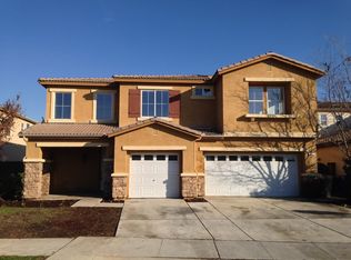 972 Rosewood Ave, Sanger, CA 93657