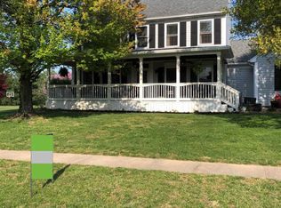 957 E Count Fleet Cir, Danville, KY 40422