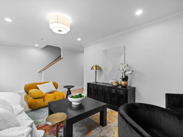 (undisclosed Address), Watertown, MA 02472