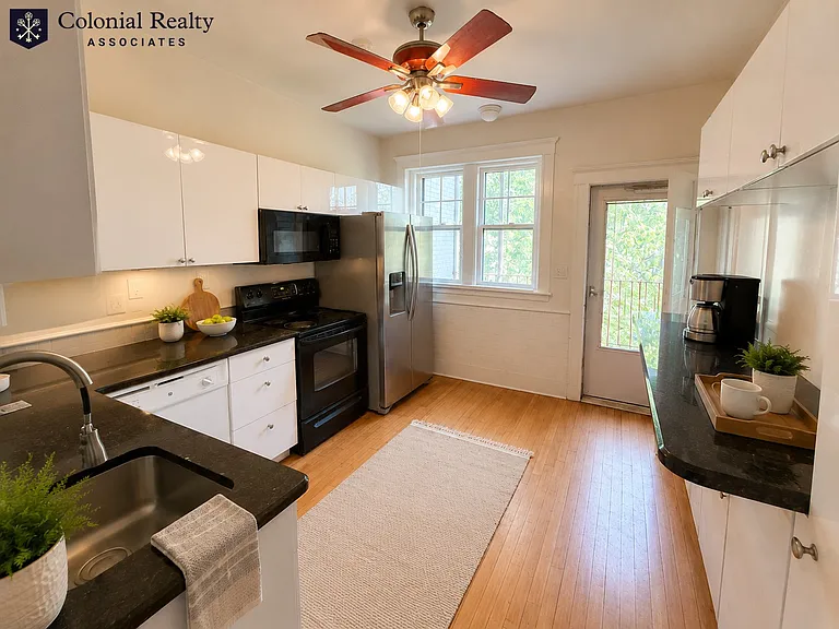 415 Washington St #5 — Photo 15