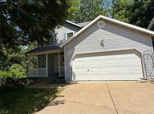 166 Village Circle Dr, Lake Saint Louis, MO 63367