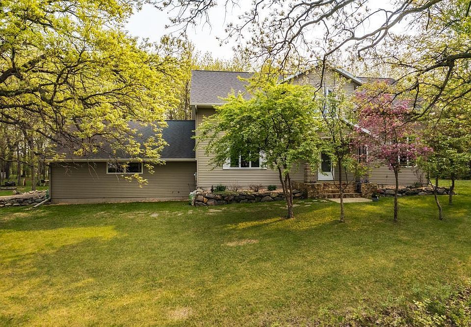 1st image of 2330 Saint Clair Cir