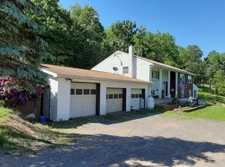 206 Fairground Rd, Altoona, PA 16601