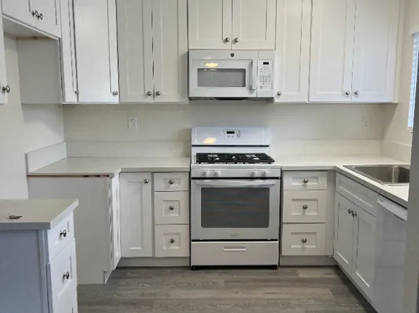 15029 Burbank Blvd Unit 1, Van Nuys, CA 91411