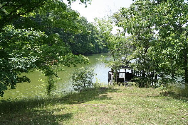 2nd image of 567 S Austin Springs Rd