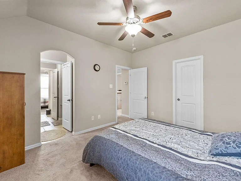 11620 Beach St — Photo 15