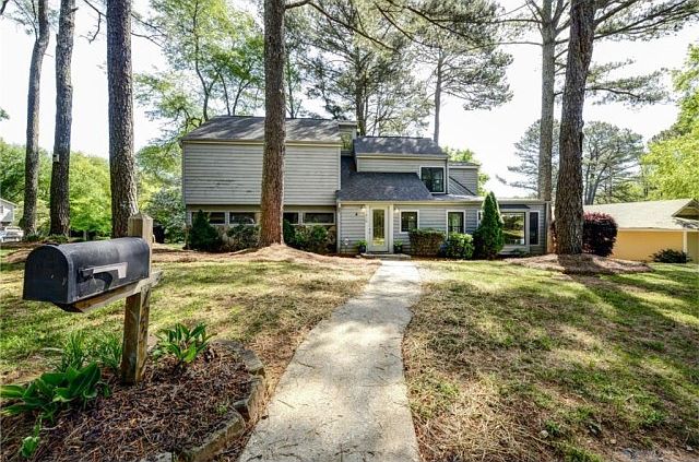 1st image of 125 Twinspur Close