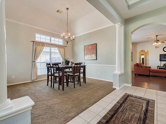 5th image of 13026 Oakwood Manor Dr