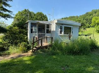 6792 Creek Rd, Oneida, NY 13421